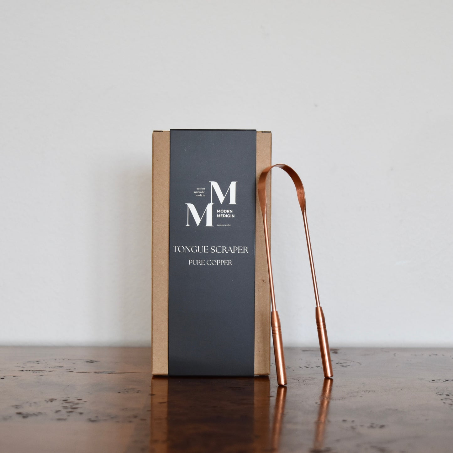 Elevate Your Oral Hygiene with the Antimicrobial Pure Copper Tongue Scraper