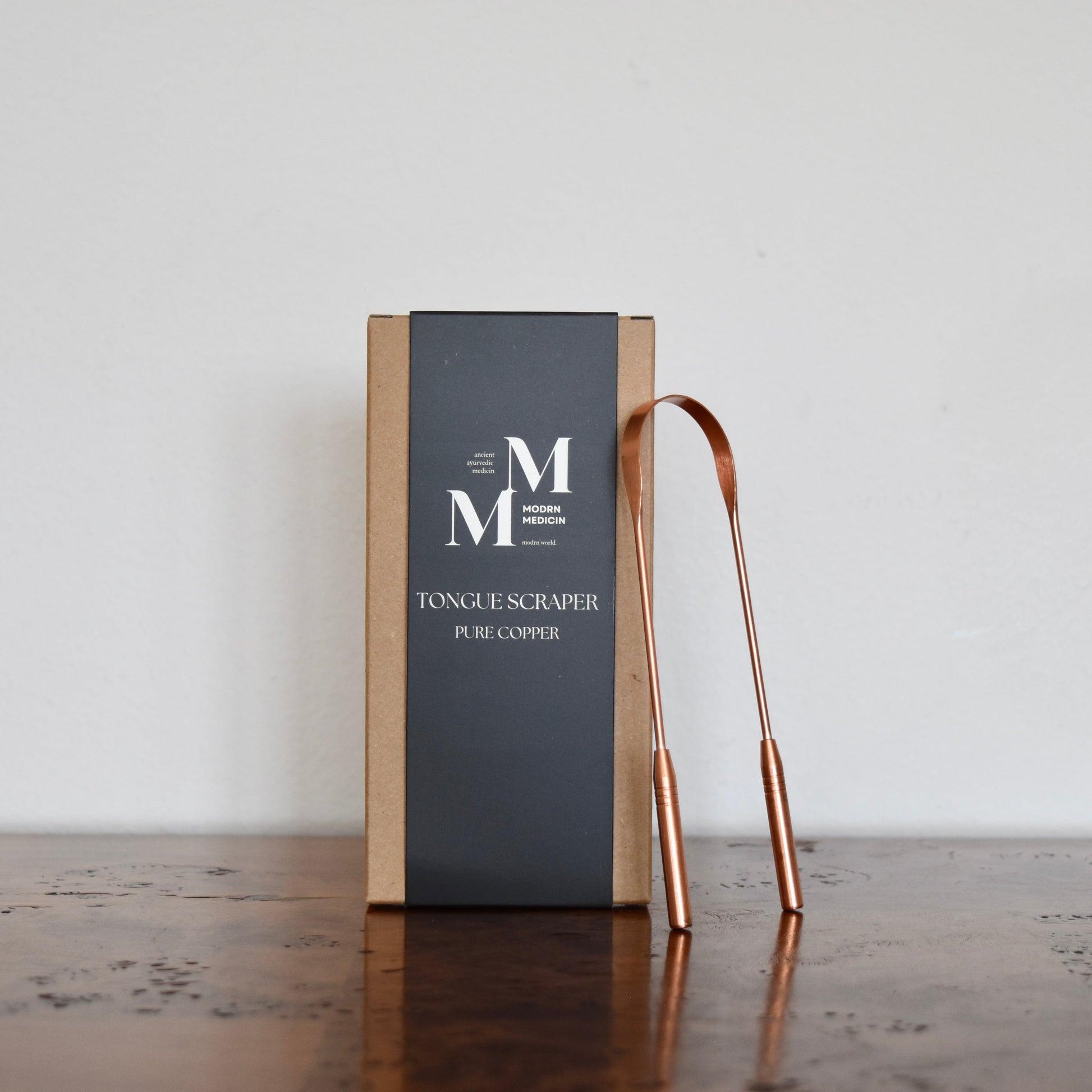 Elevate Your Oral Hygiene with the Antimicrobial Pure Copper Tongue Scraper